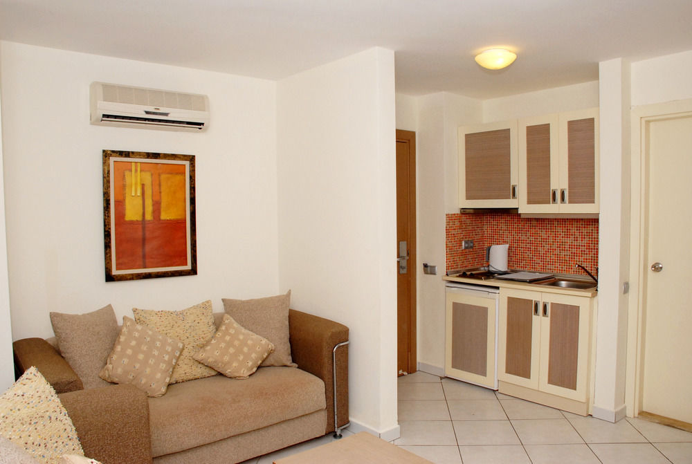 Costa Queen Suites Gumbet ภายนอก รูปภาพ