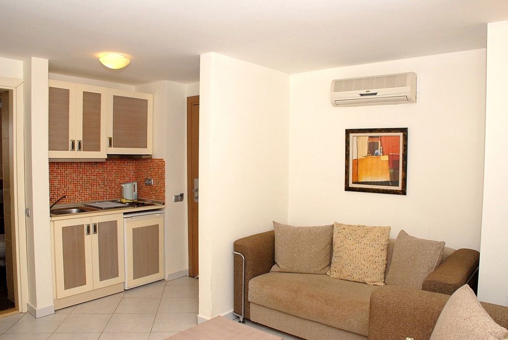 Costa Queen Suites Gumbet ภายนอก รูปภาพ