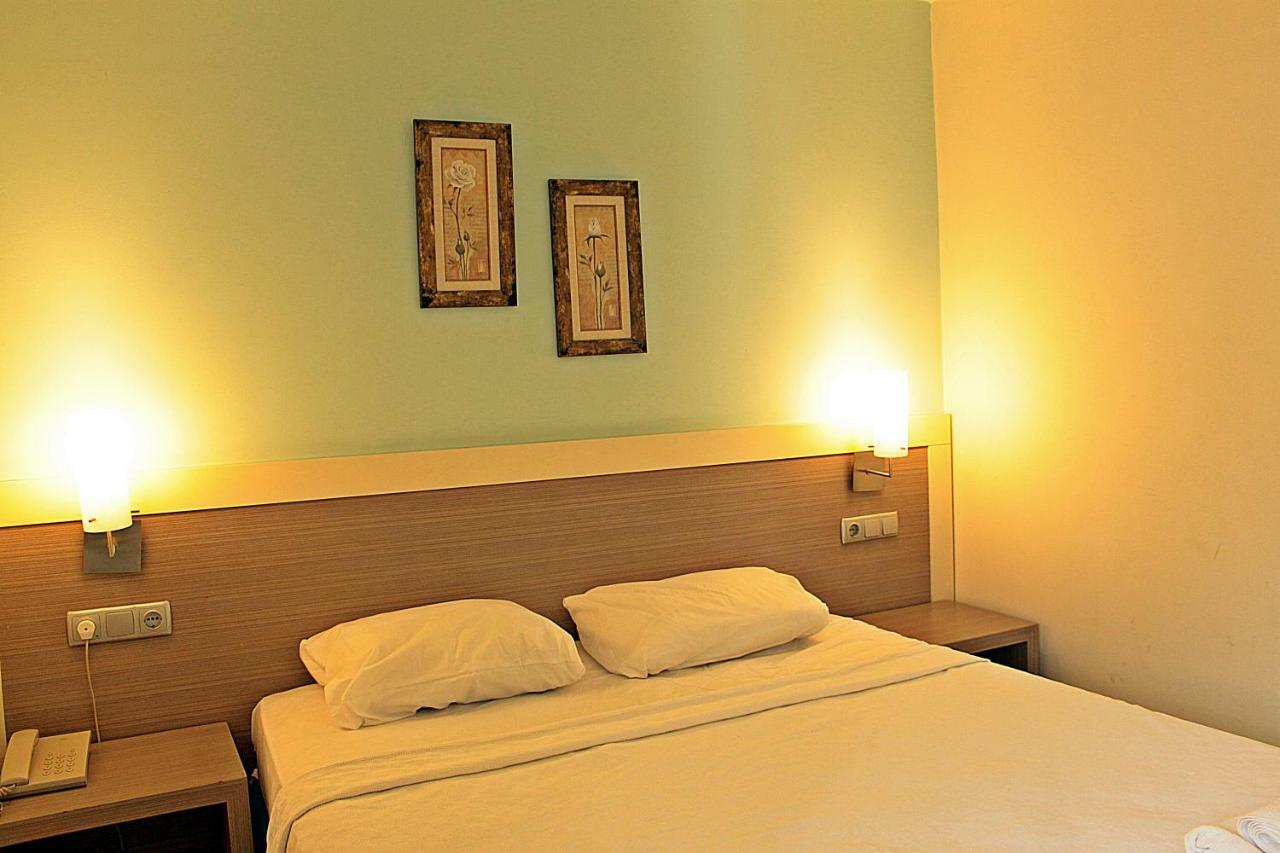 Costa Queen Suites Gumbet ภายนอก รูปภาพ
